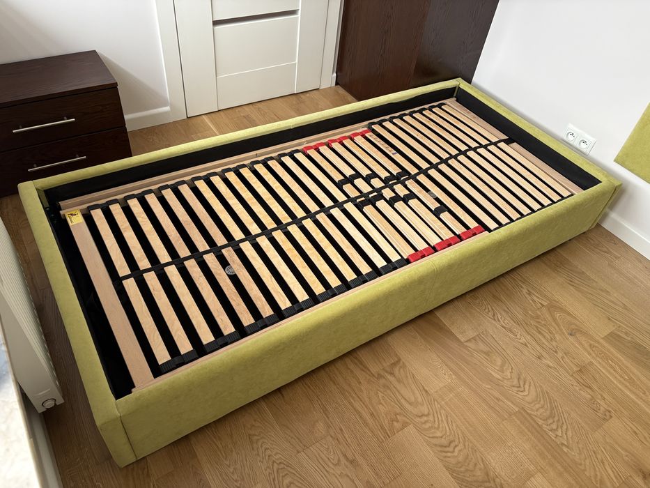 Łóżko 90x200 z pojemnikiem – zielony welur + materac, odbiór Lublin