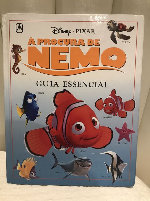 Livro a procura da nemo da disney