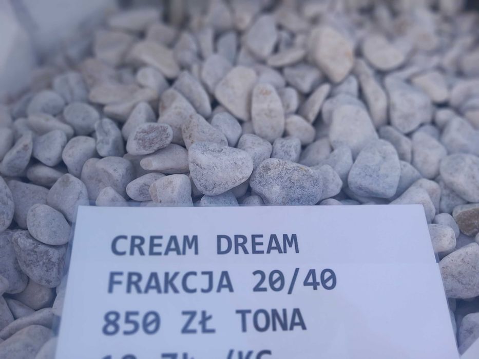 Otoczak kremowo biały