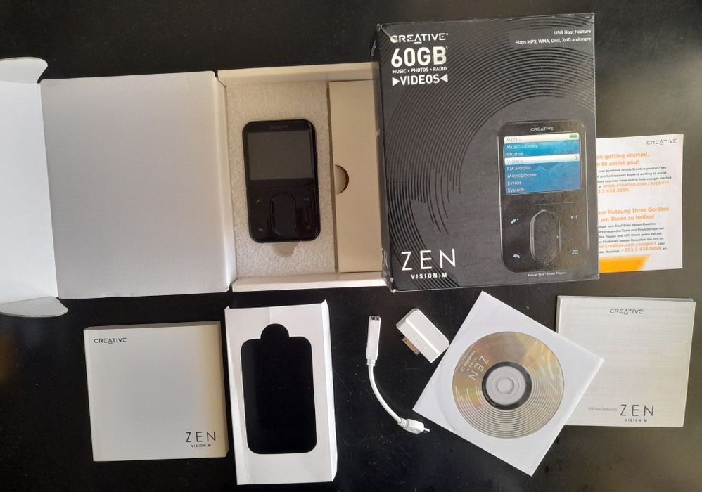 Creative Zen Vision M 60Gb com caixas, manuais, Cd, adaptador, cabo...