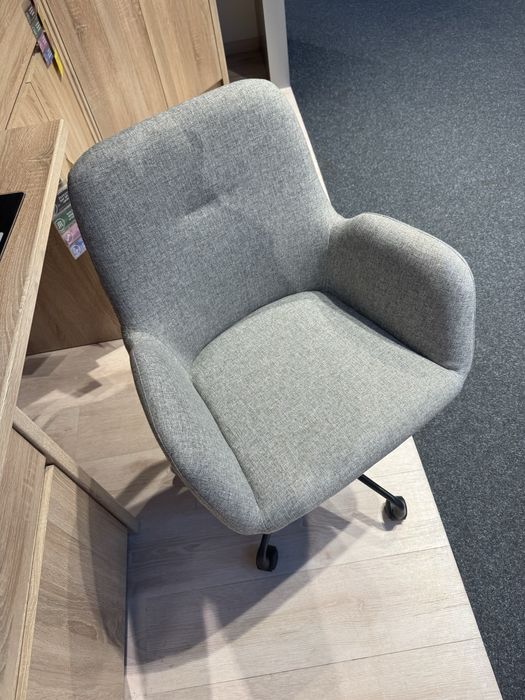 Krzesło obrotowe do biurka, szare. Nowe !