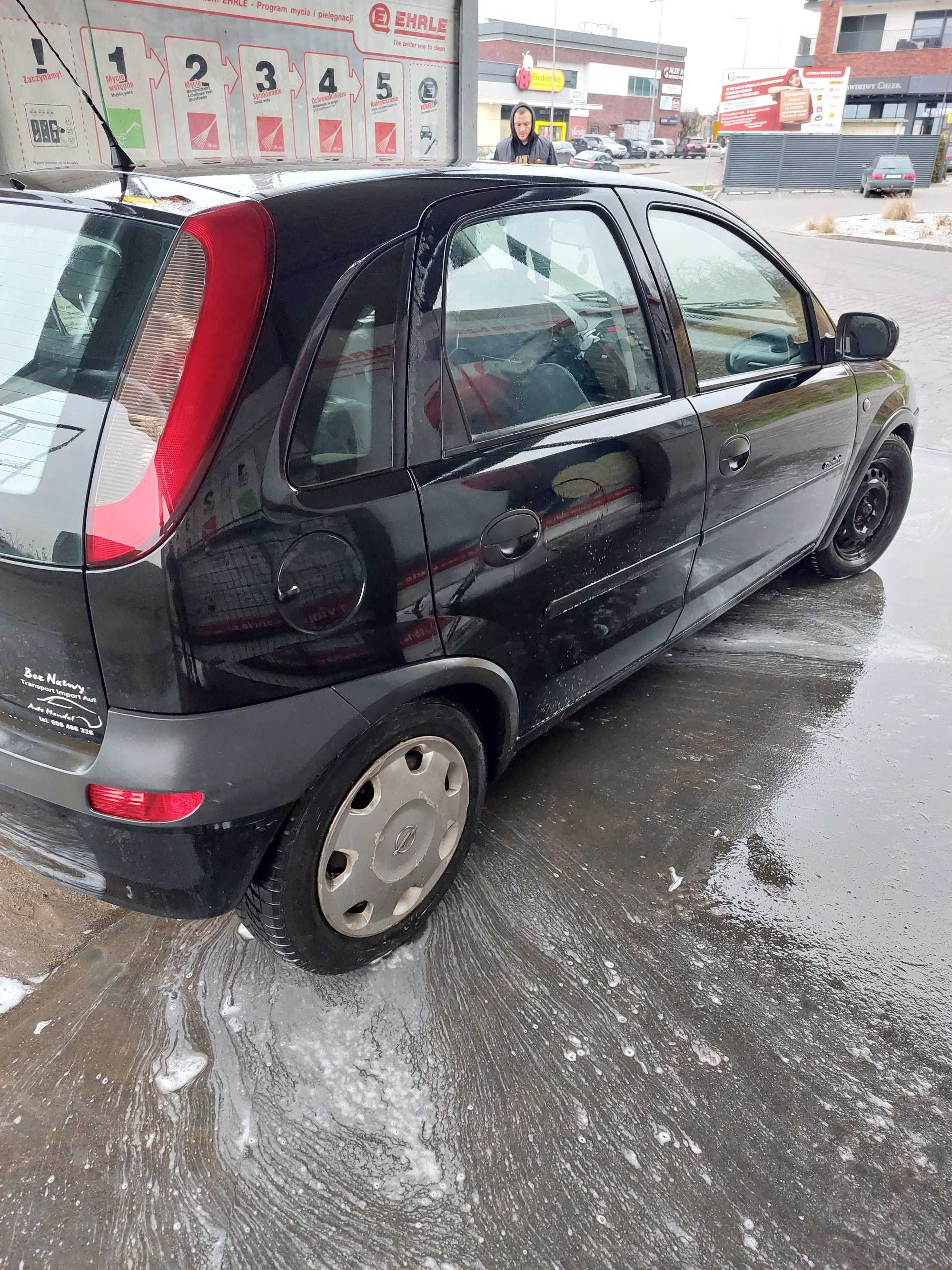 Samochód Opel Corsa C  benzyna