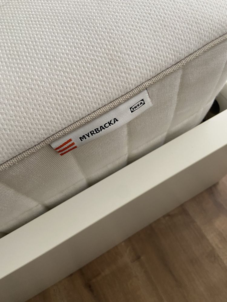Cama MALM com estrado e gavetas. Oferta colchao