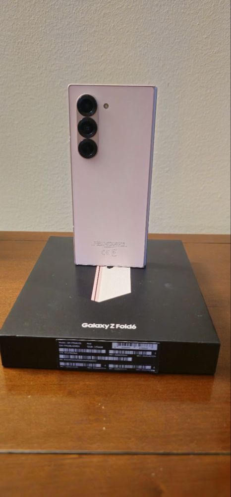 Продам Samsung Z Fold 6