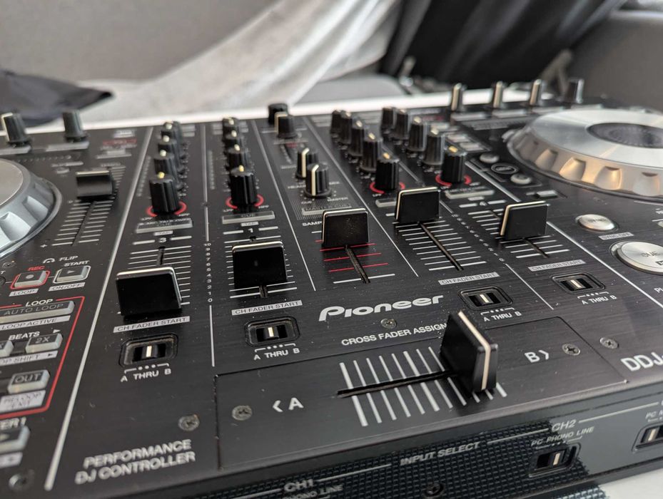 Kontroler ddj-sx2 - stan bardzo dobry, torba