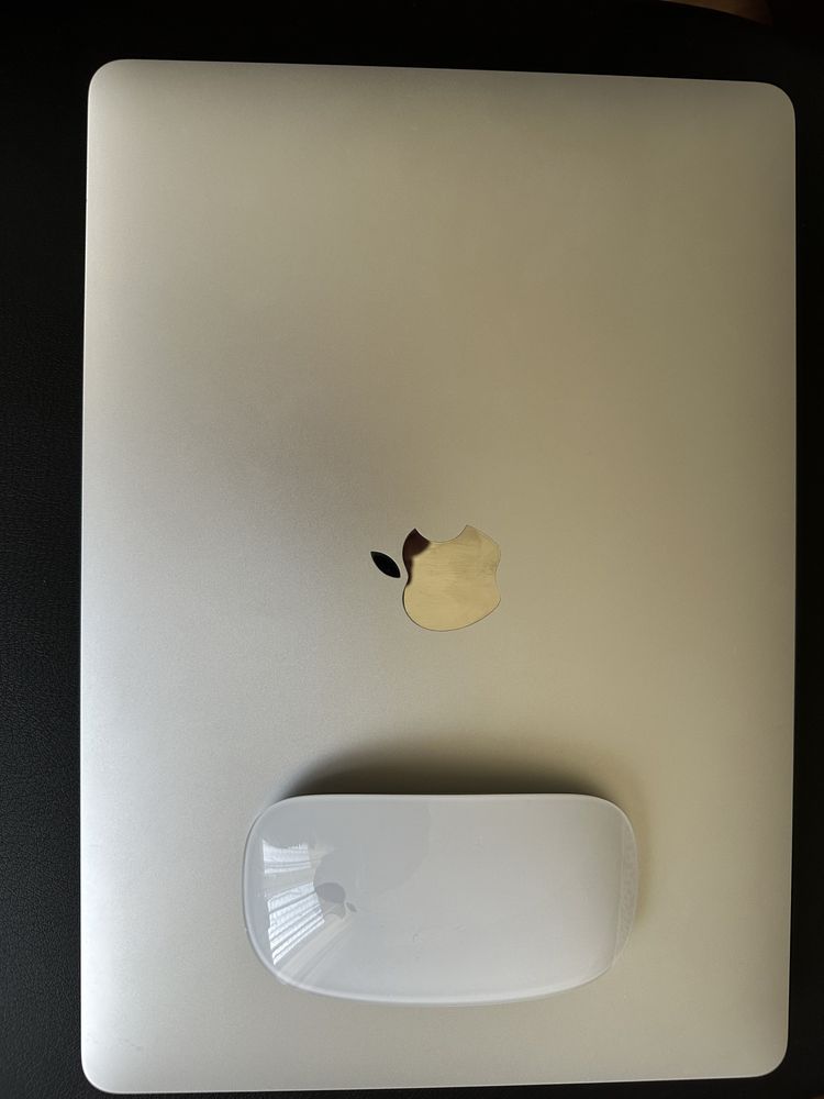 Macbook Air 13 (2020)