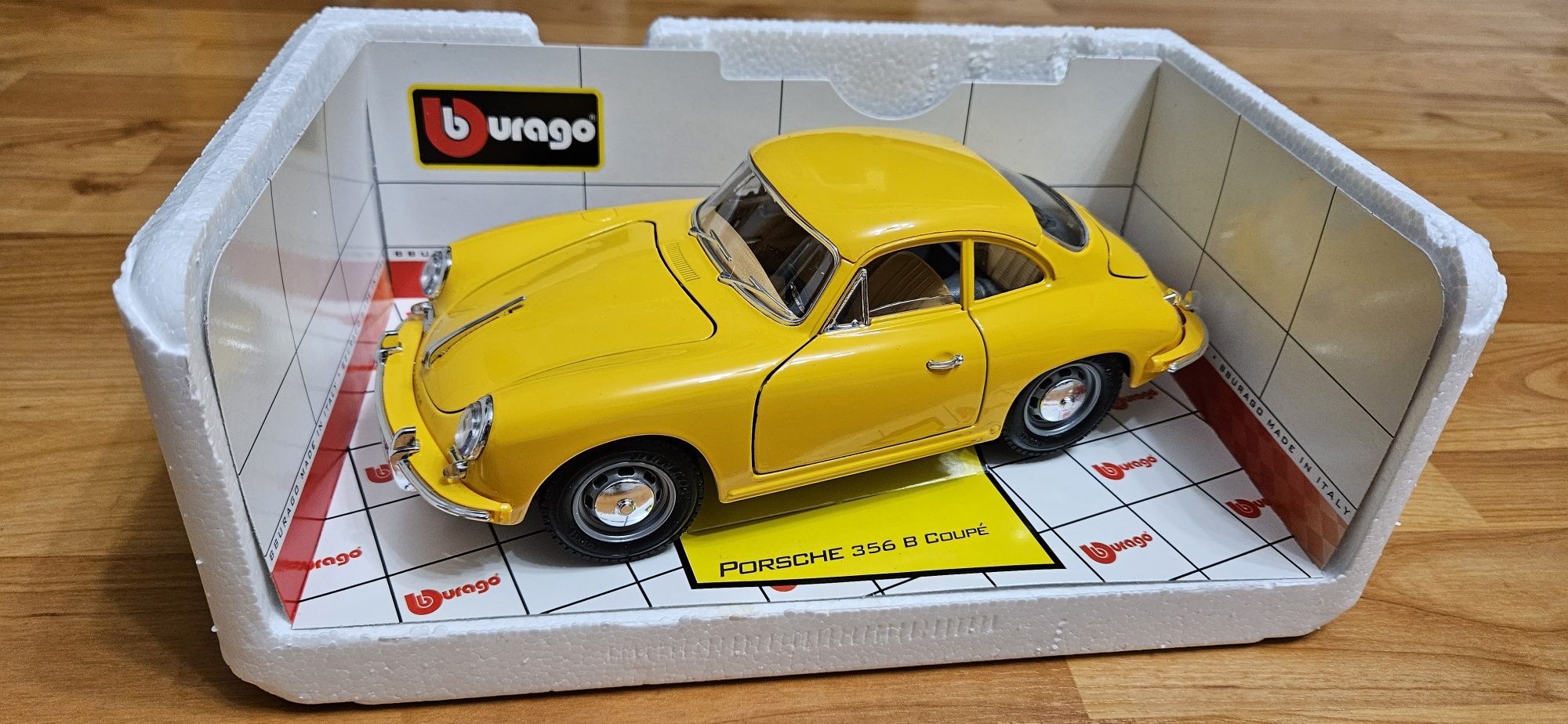 1:18 Burago Porsche 356 B Coupe