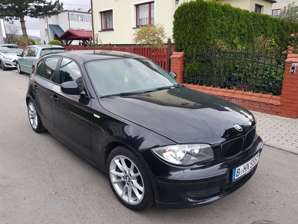 BMW E87 118d lift 2009 rok PDC multifunkcja