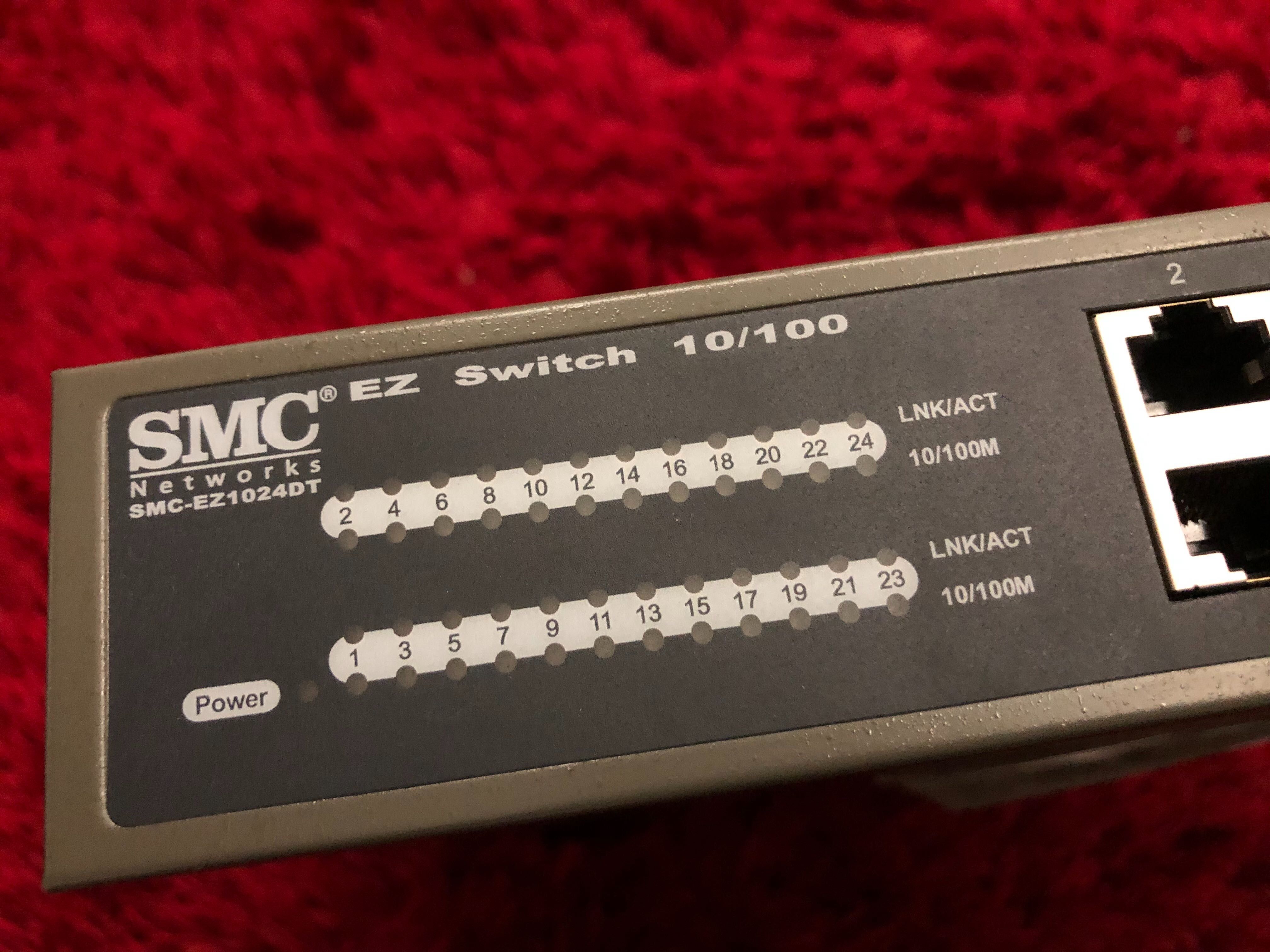 Switch SMC 24 port (EZ1024-DT)