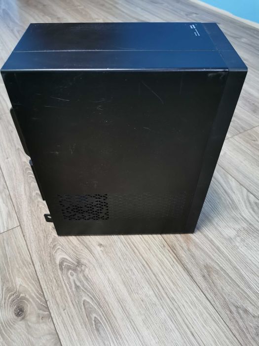 Komputer Dell i3 6Gen DDR4 Grafika 1GB