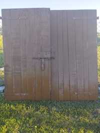 Drzwi garażowe drewniane dwuskrzydłowe 192x200