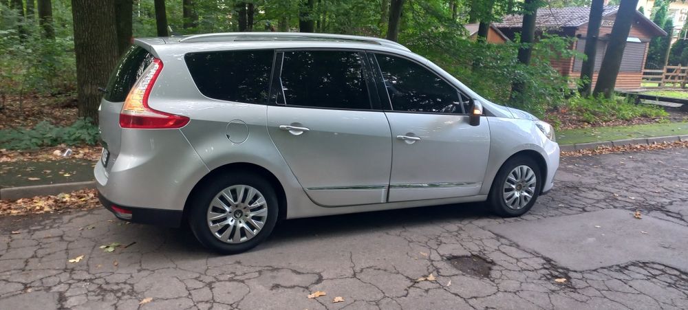 Renault Grand Scenic III 2013р