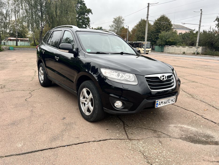 Hyundai Santa Fe 2  2011