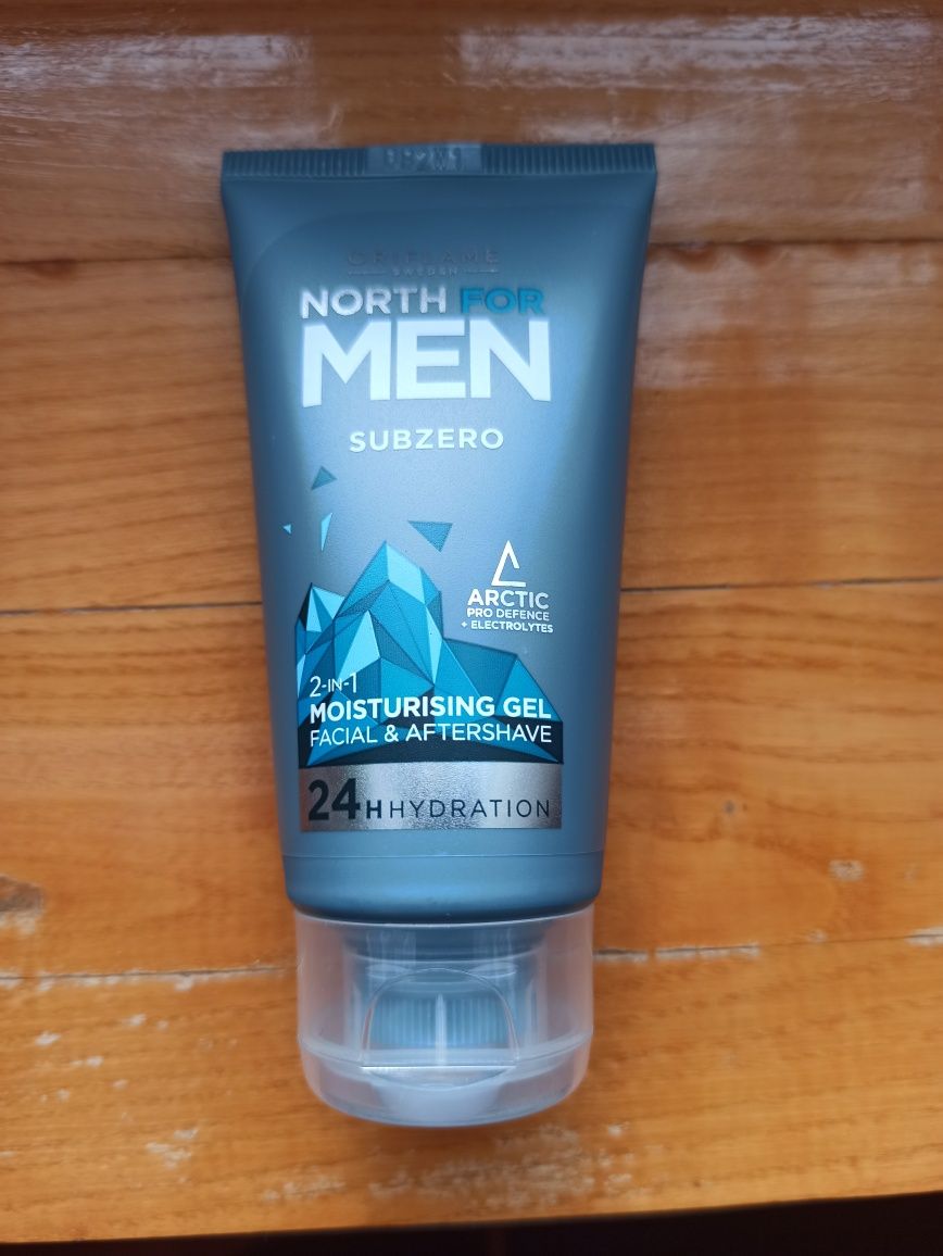 Oriflame . Nawilżający żel do twarzy North For MEN Subzero