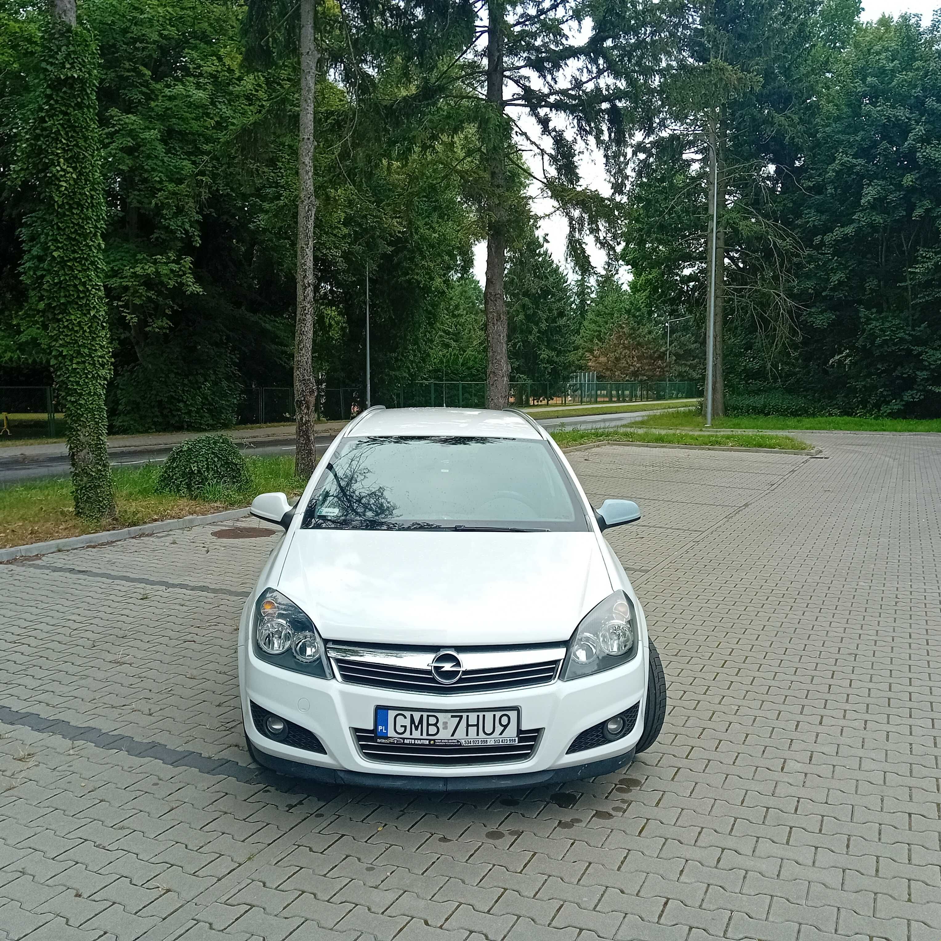 Sprzedam opel astra h 2011r