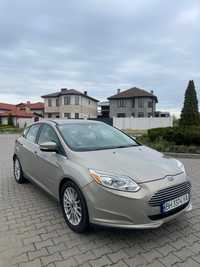 Ford Focus Electric 2015 БЕЗ ДТП!