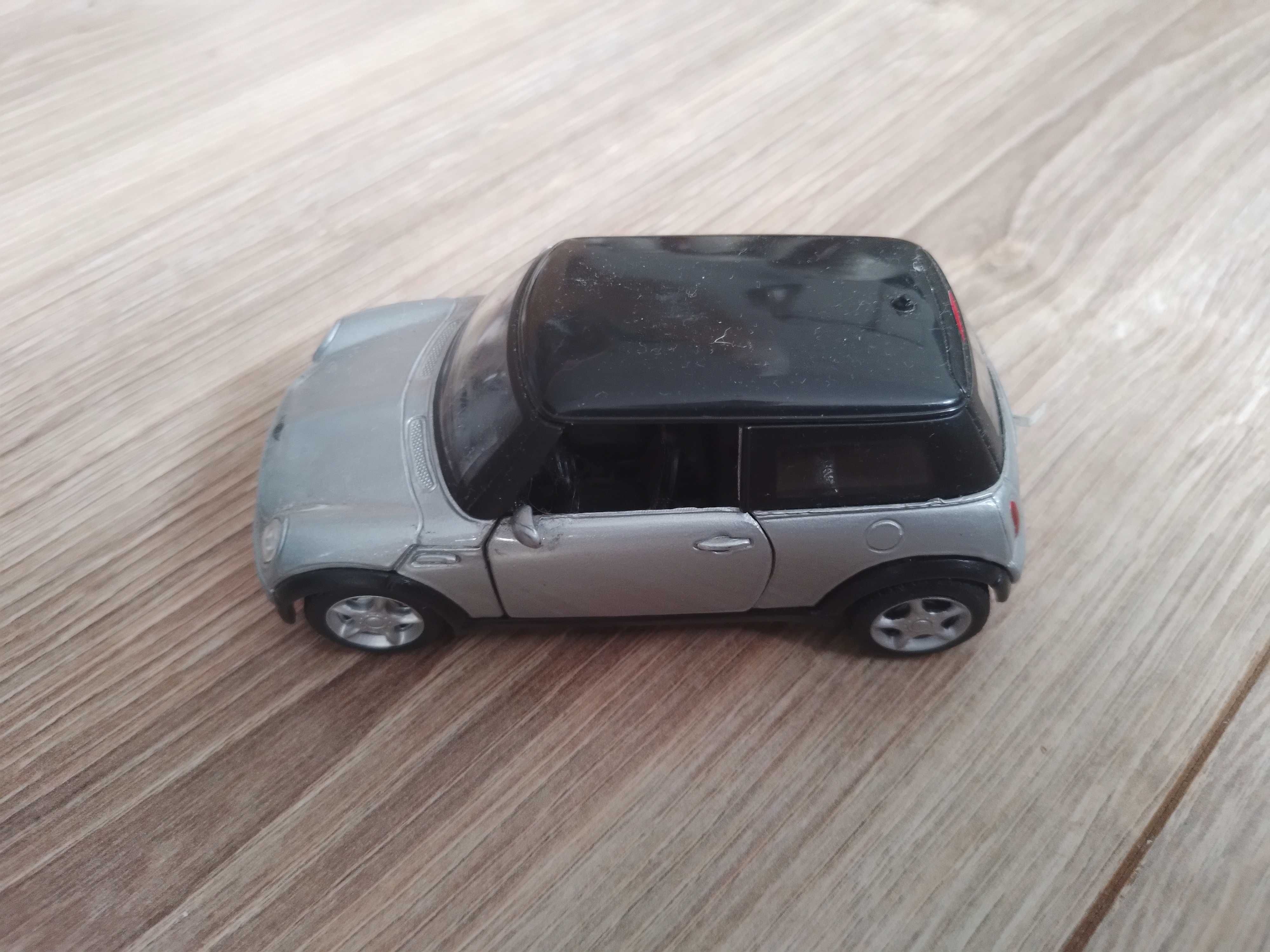 Mini Cooper; Maisto 1:36