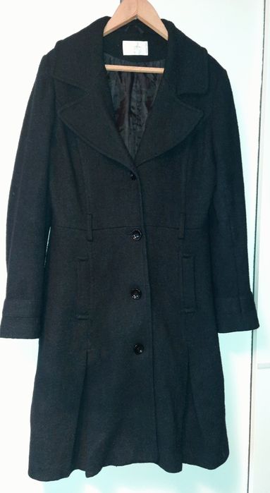 Wełniany płaszcz Reserved