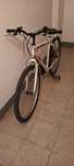 Vendo Bicicleta em muito bom estado, manutenção feita em dia