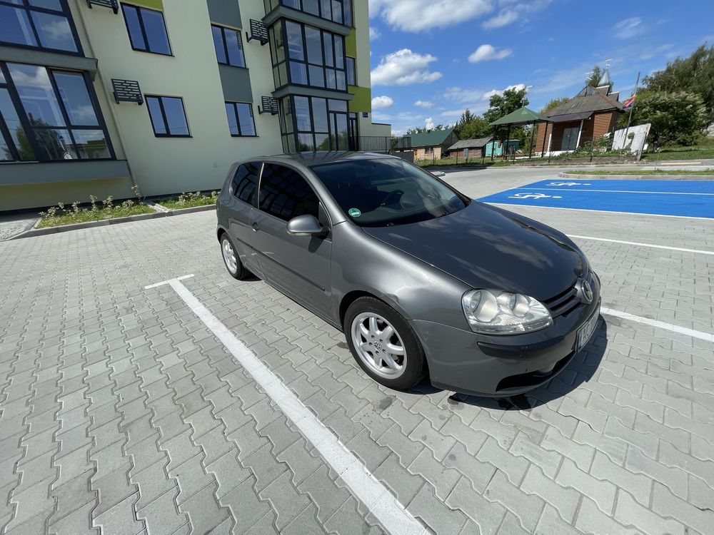 Volkswagen golf 5