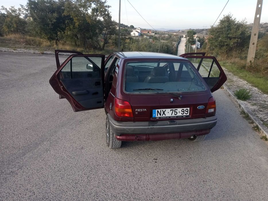 Ford Fiesta 1.1 Gasolina 55 cv / 40 kW 1989
