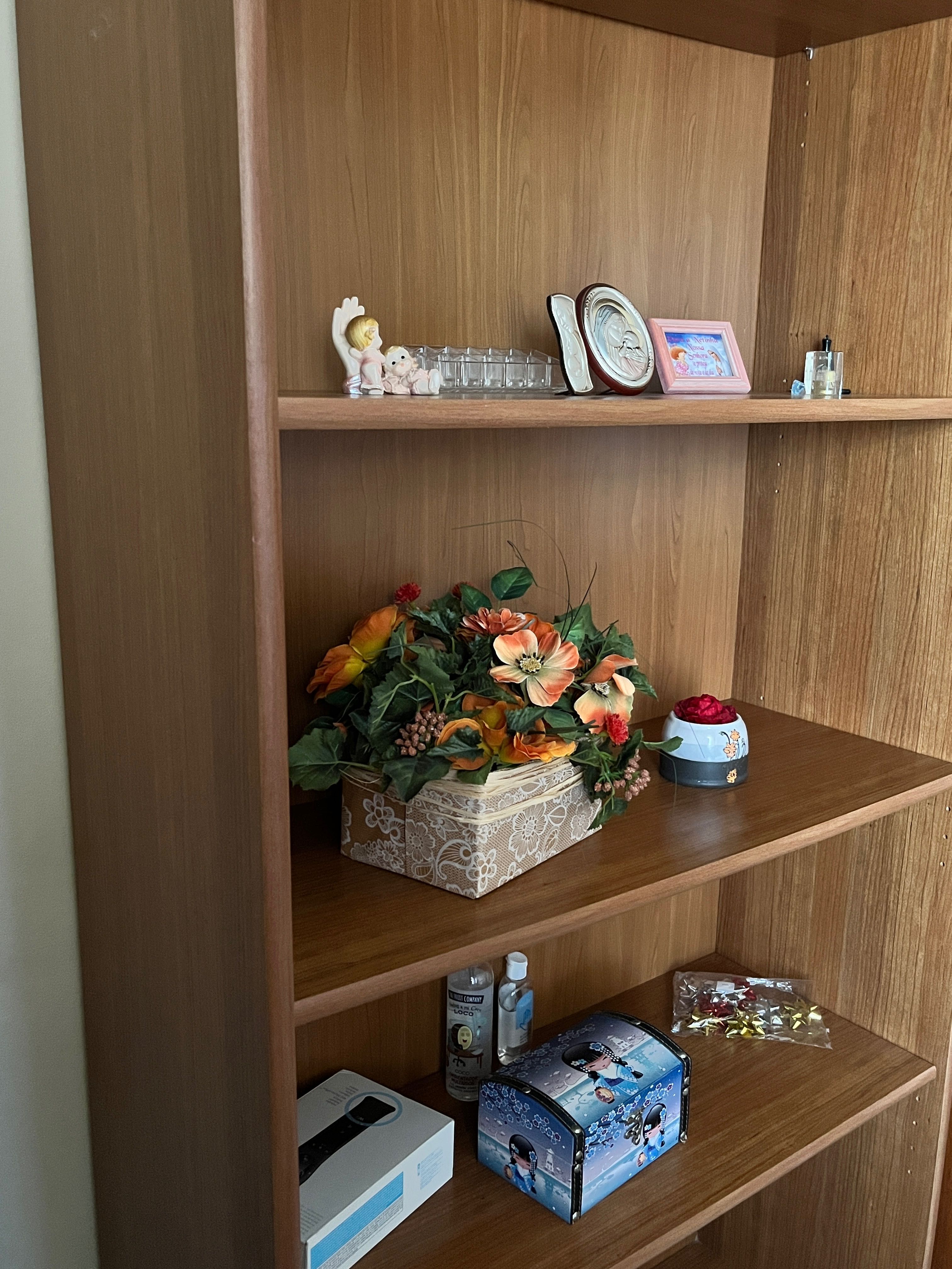 Estante para Quarto