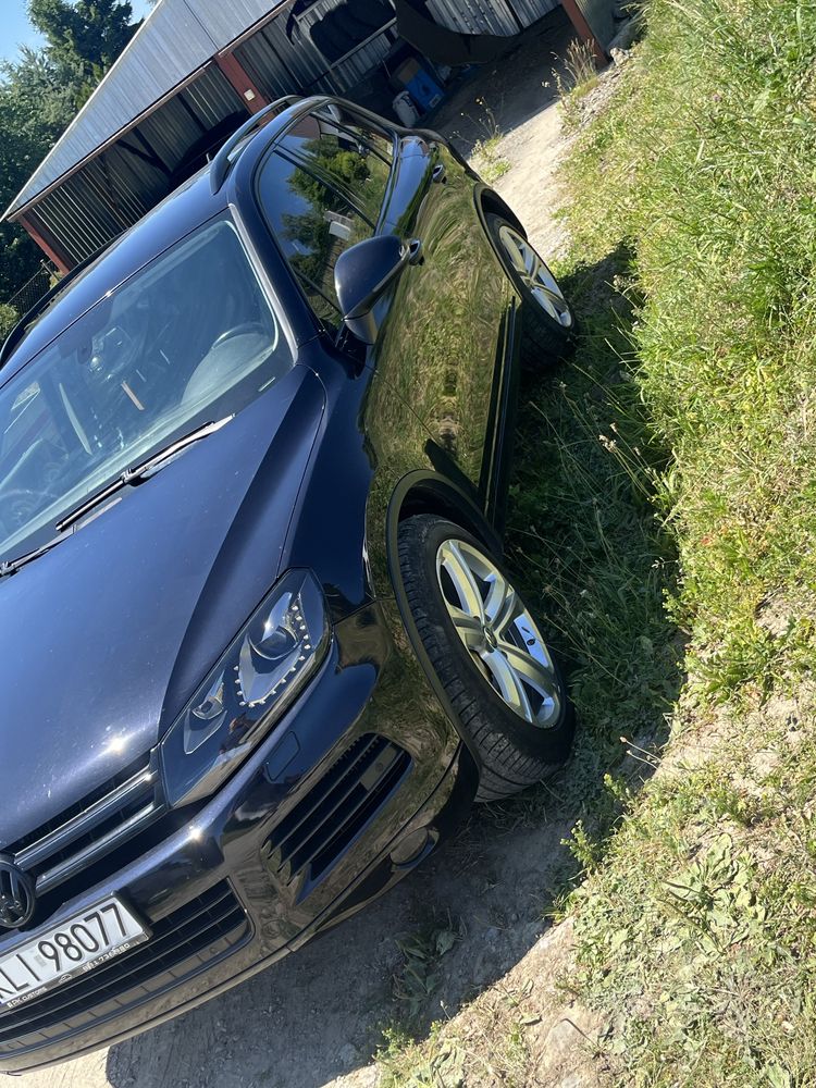 Piekny Touareg 7p