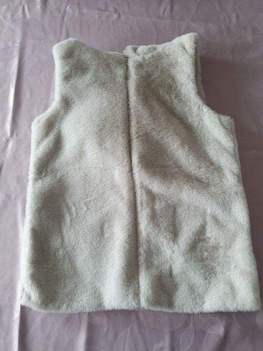 Bezrękawnik z misia