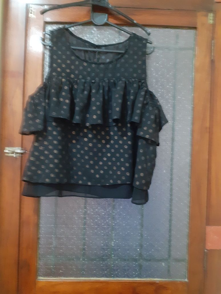 Lote de roupa usada