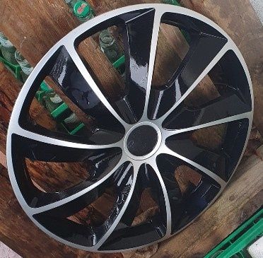 Kołpak 1 sztuka 15 cali quad bicolor czarno srebrny