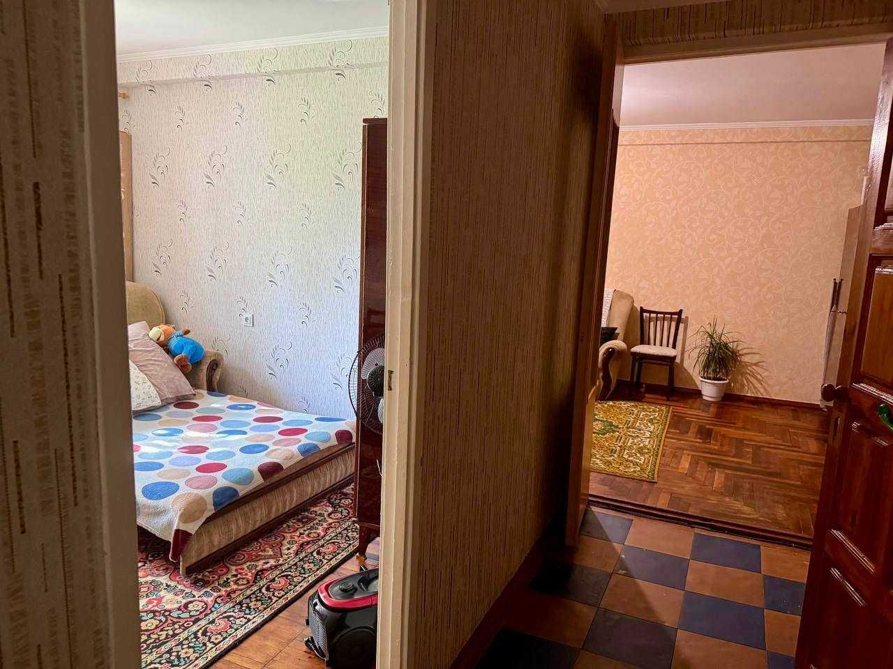 Продам 2х комнатную квартиру район "Роддом"