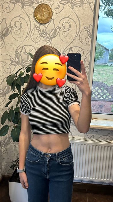 Топ жіночий короткий