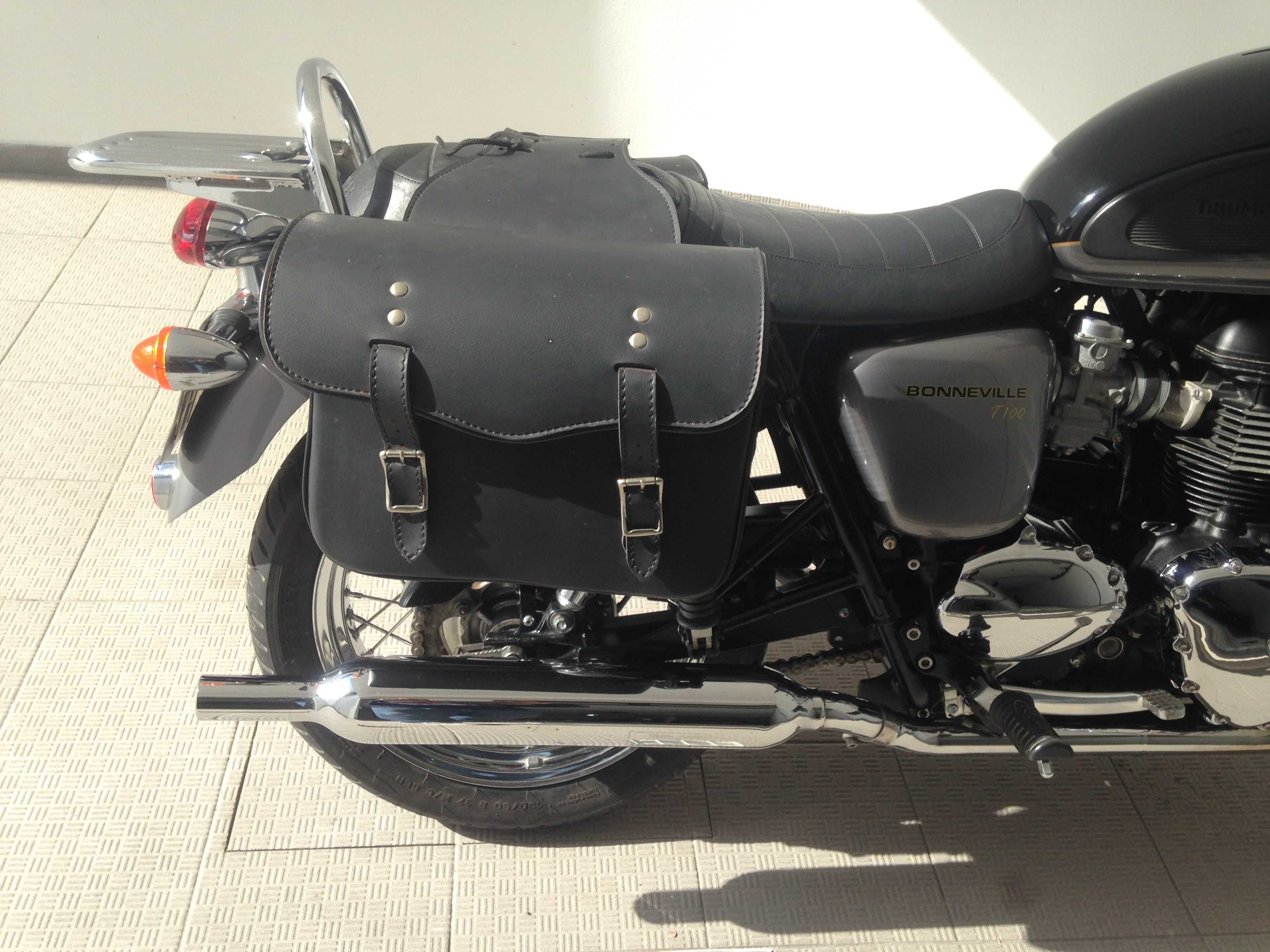 Triumph Bonneville malas alforges em pele