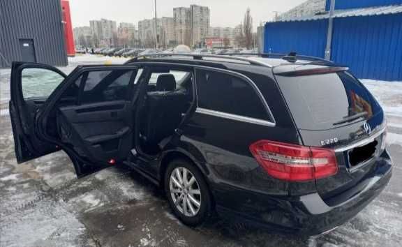 Мерседес универсал Е220
