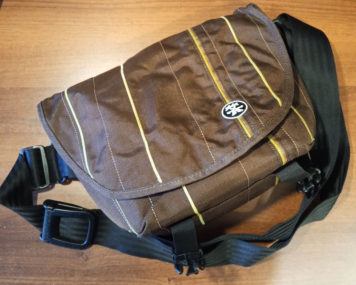Сумка для дзеркальної фотокамери або відеокамери Crumpler Messenger Bo