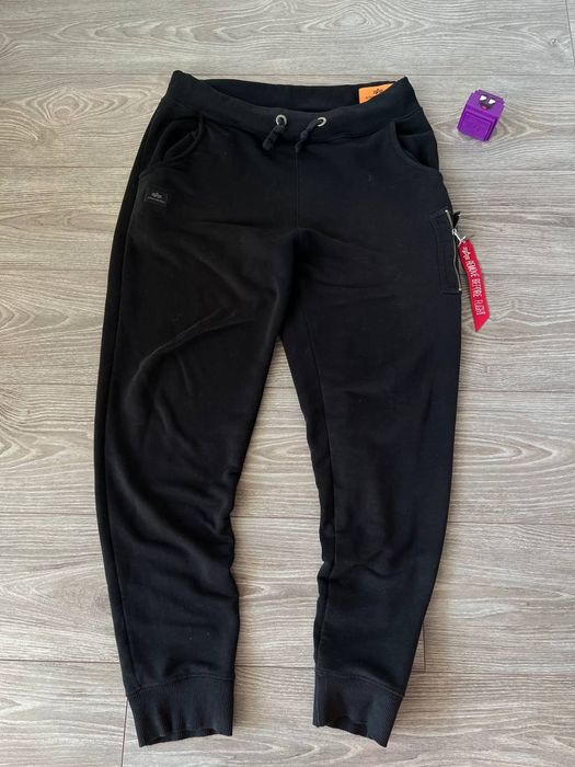 Sportowe Spodnie Alpha Industries Streetwear