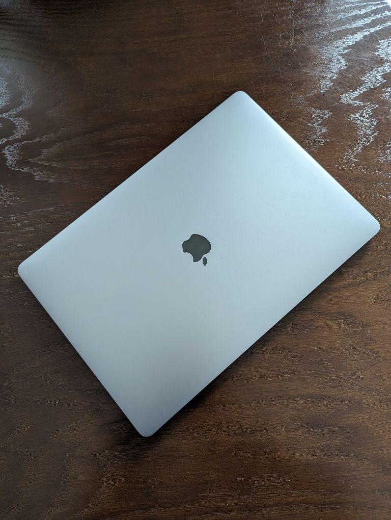 Laptop MacBook Pro 16 2019 A2141 16/512GB
