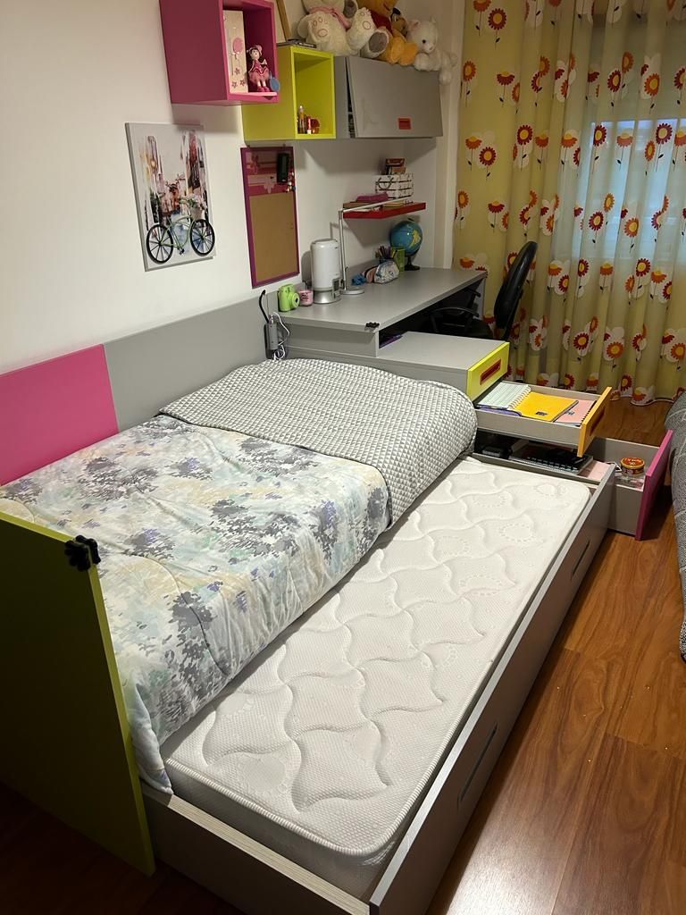 Quarto criança adolescente