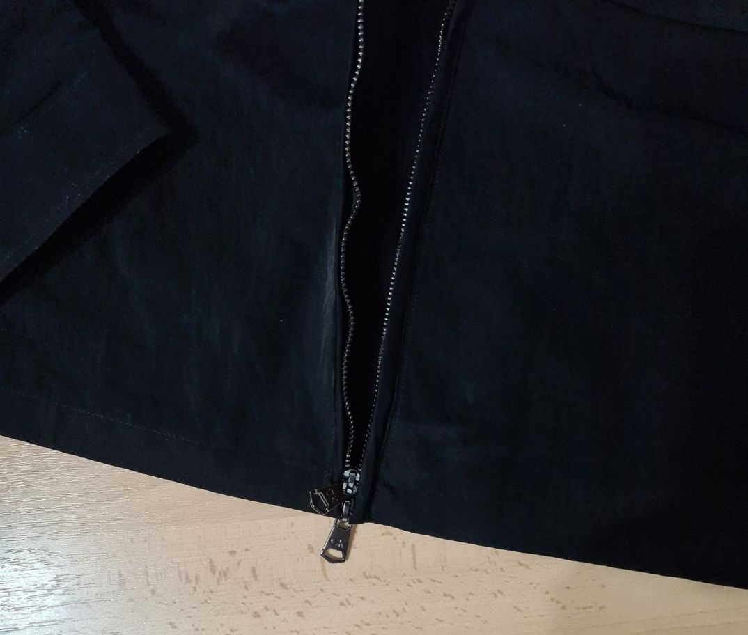 Kurtka przejściowa calvin klein.