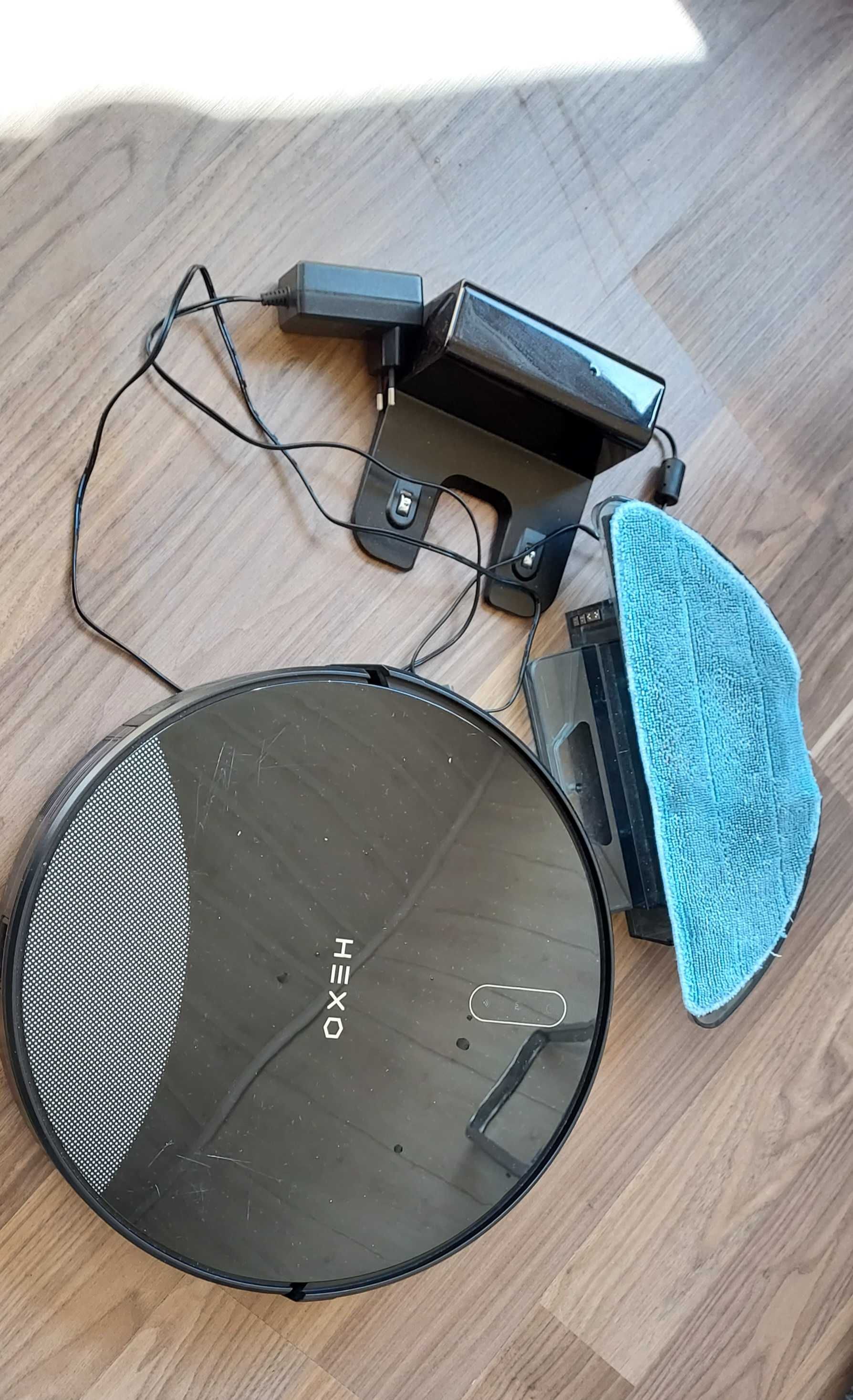 Hexo Duo robot sprzatajacy