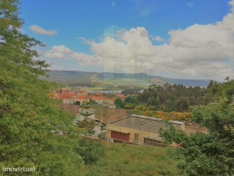 Terreno Urbano - 750 m² - Loivo, Vila Nova de Cerveira