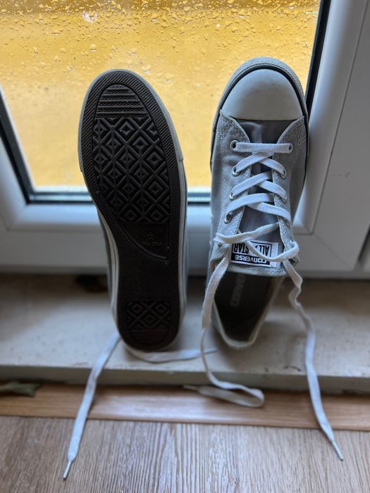 Converse All Star Low cinzentas — pouco usadas (Tamanho 40.5)