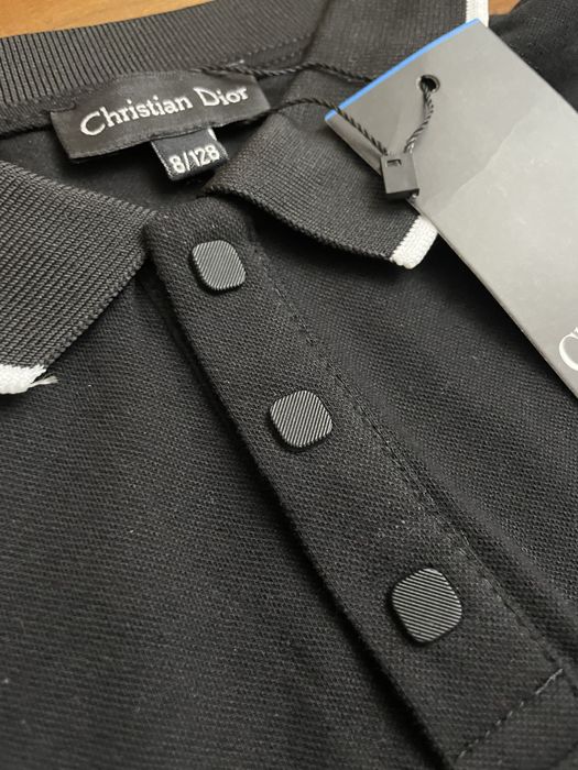 Дитяча кофта з довгим рукавом.