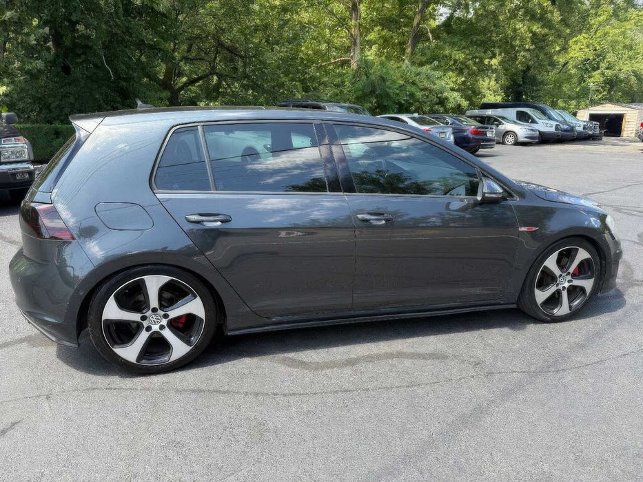 Volkswagen Golf GTI SE      2016