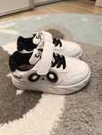 Nowe adidasy r.26