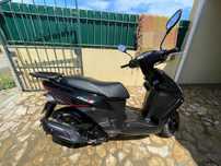 Mota 125cc com  4000km