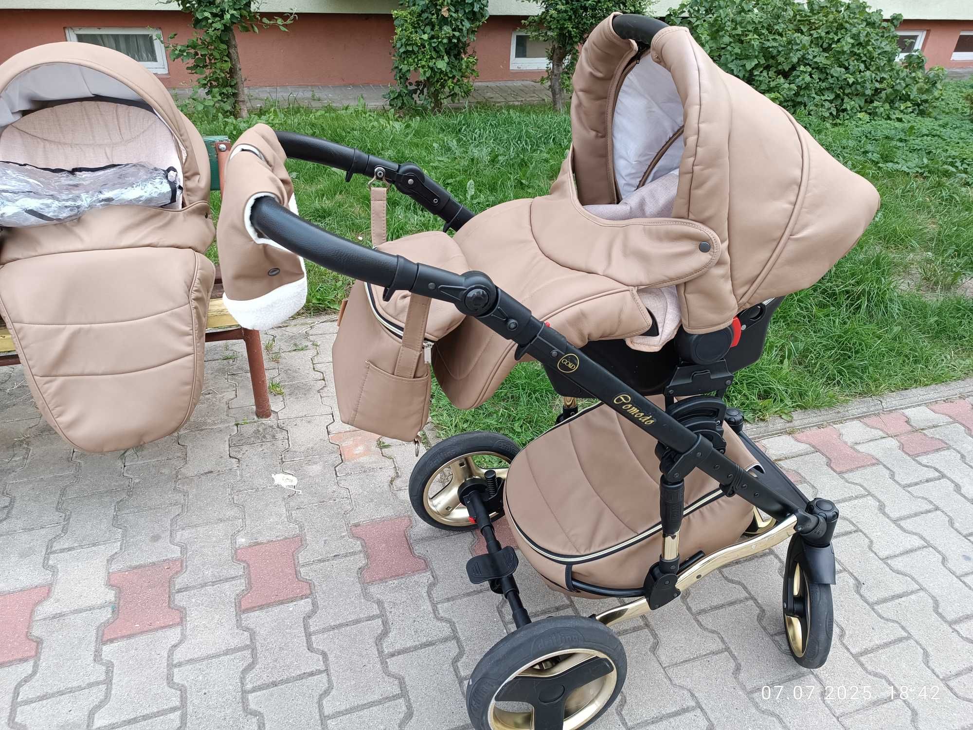 Wózek Comodo Gold 3w1 beżowy / brązowy
