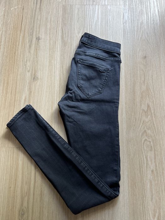 Джинсы Hollister