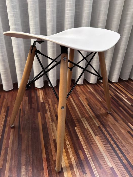 2 Bancos jantar - Design Escandinavo