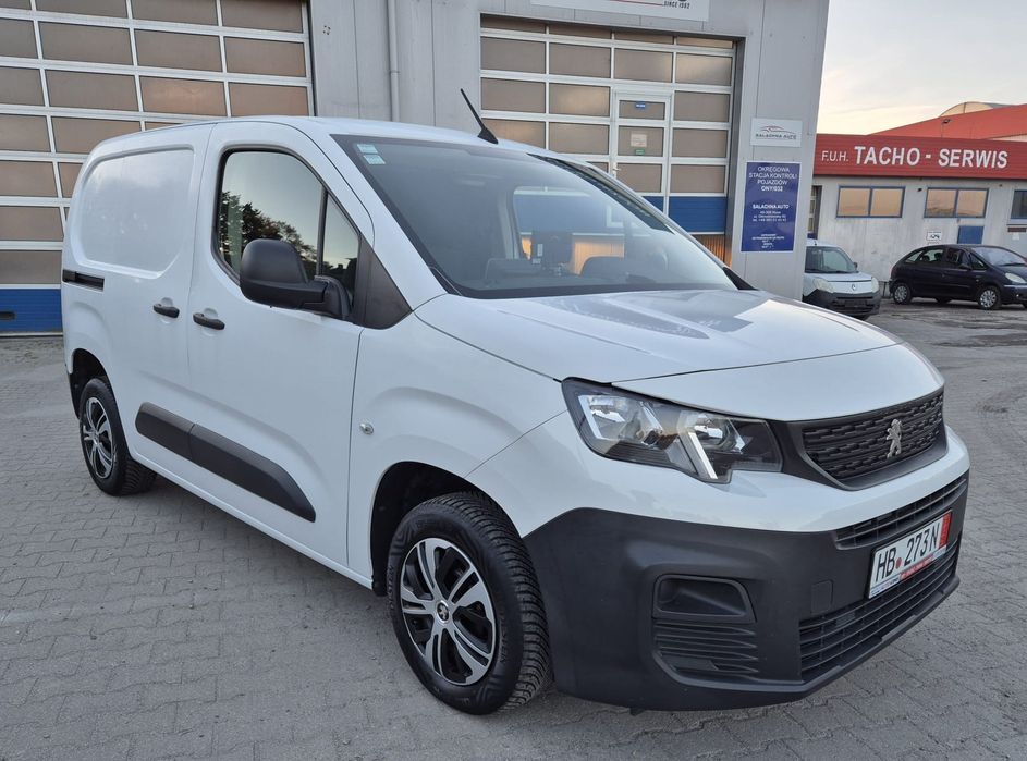 Peugeot Partner 1.5Hdi Klima Navi Kamera 3osobowy Serwisowany 2019 Rok
